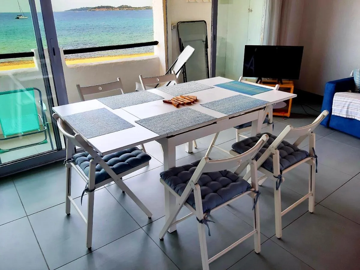Appartement haut de gamme, vue mer, bord de plage Grimaud