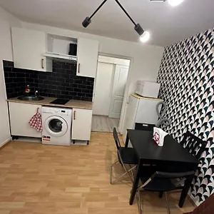T2 A La Gare Rer C - Parking - Orly Airport 7km Appartement Savigny-sur-Orge